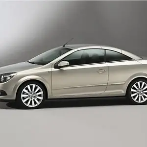 Yeni Opel Astra Sedan (Coupe)
2009 Nisan