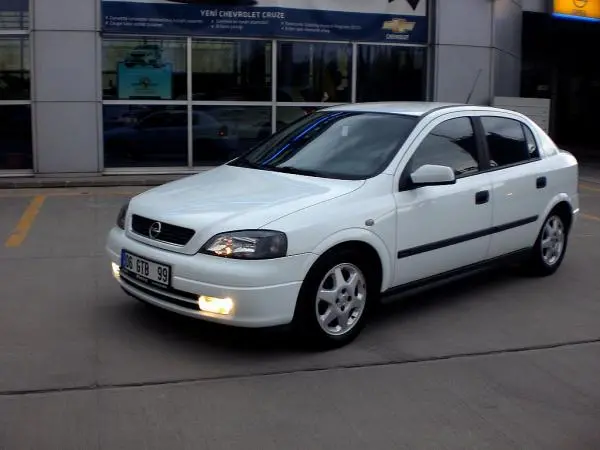 2001 Astra G Elegance AT