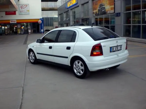 2001 Astra G Elegance AT