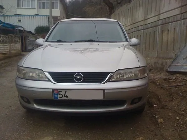 2001 Opel Vectra CD 1.8 Otomatik aracımın önden görünümü