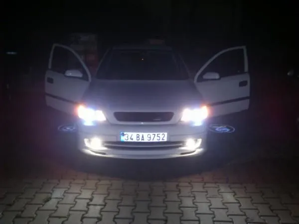 Bi-Xenon, mercekli sis, Amerikan park, kapı altı logo