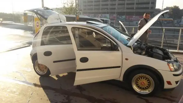 corsa 2