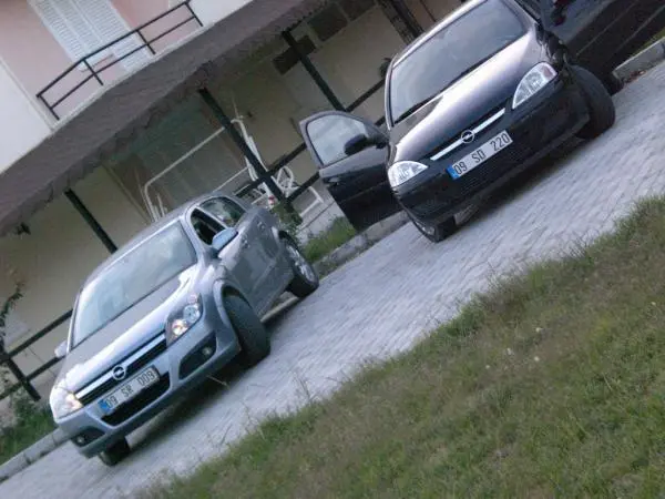 http://videos.streetfire.net/video/Opel-Corsa-Exhaust-by_638975.htm