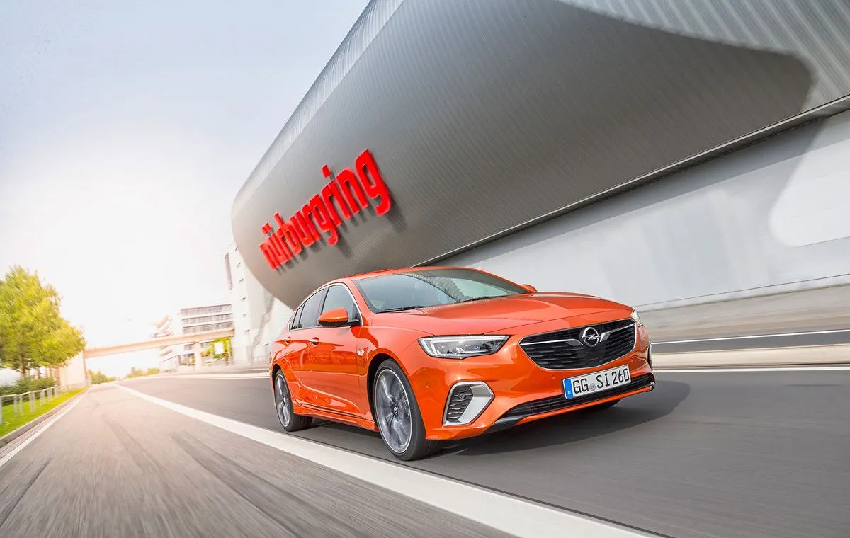 Opel İnsignia GSİ