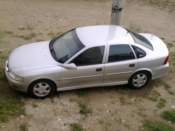 opel-vectra