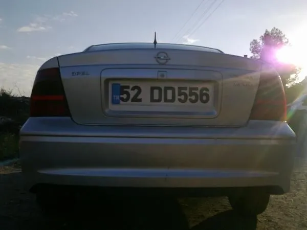 opel-vectra