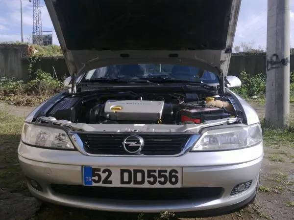 opel-vectra
