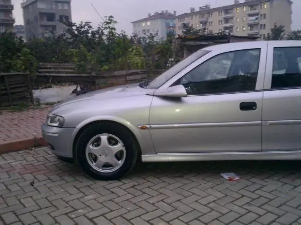 opel vectra