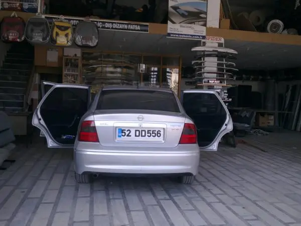 opel-vectra